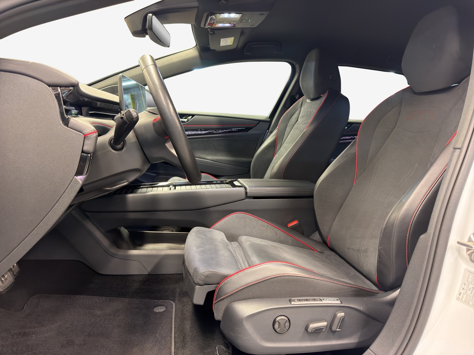 VW ID.7 Tourer GTX 86 kWh GTX United 4 Motion-image-7