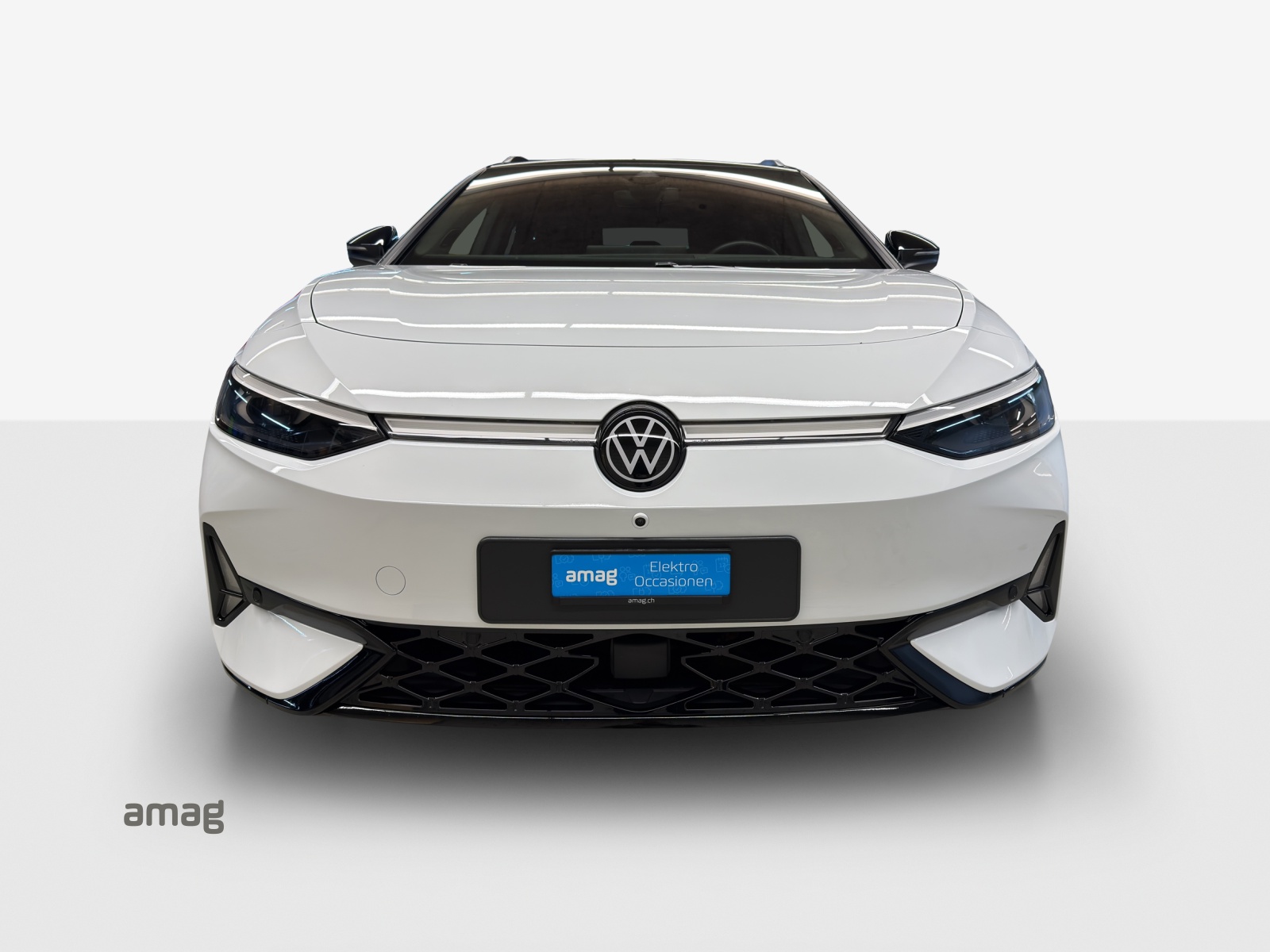 VW ID.7 Tourer GTX 86 kWh GTX United 4 Motion-image-6