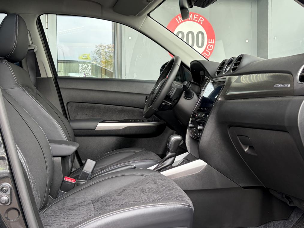 SUZUKI Vitara 1.5 Hybrid Compact Top 4x4-image-7