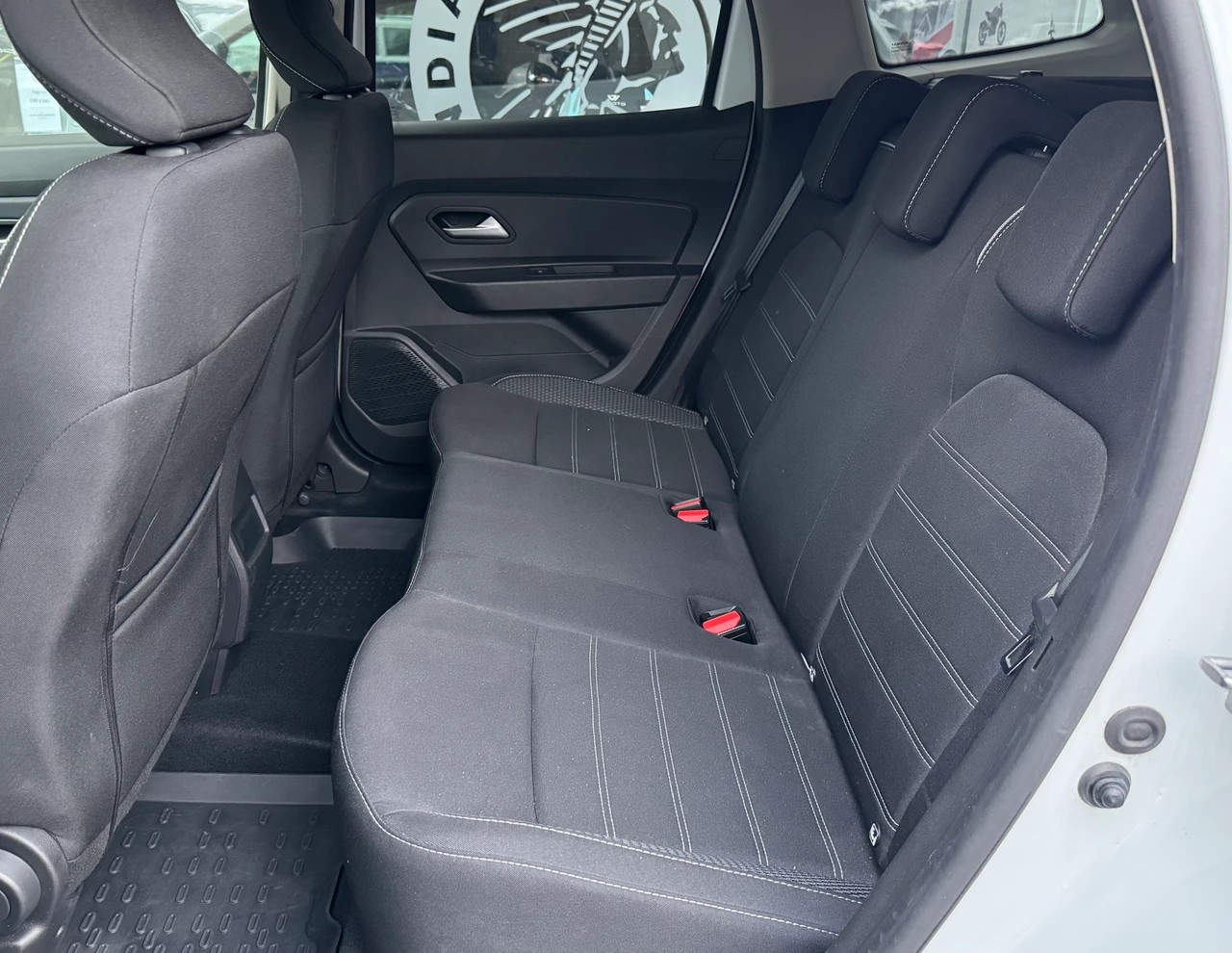 DACIA Duster TCe 150 Journey EDC 4x2-image-9