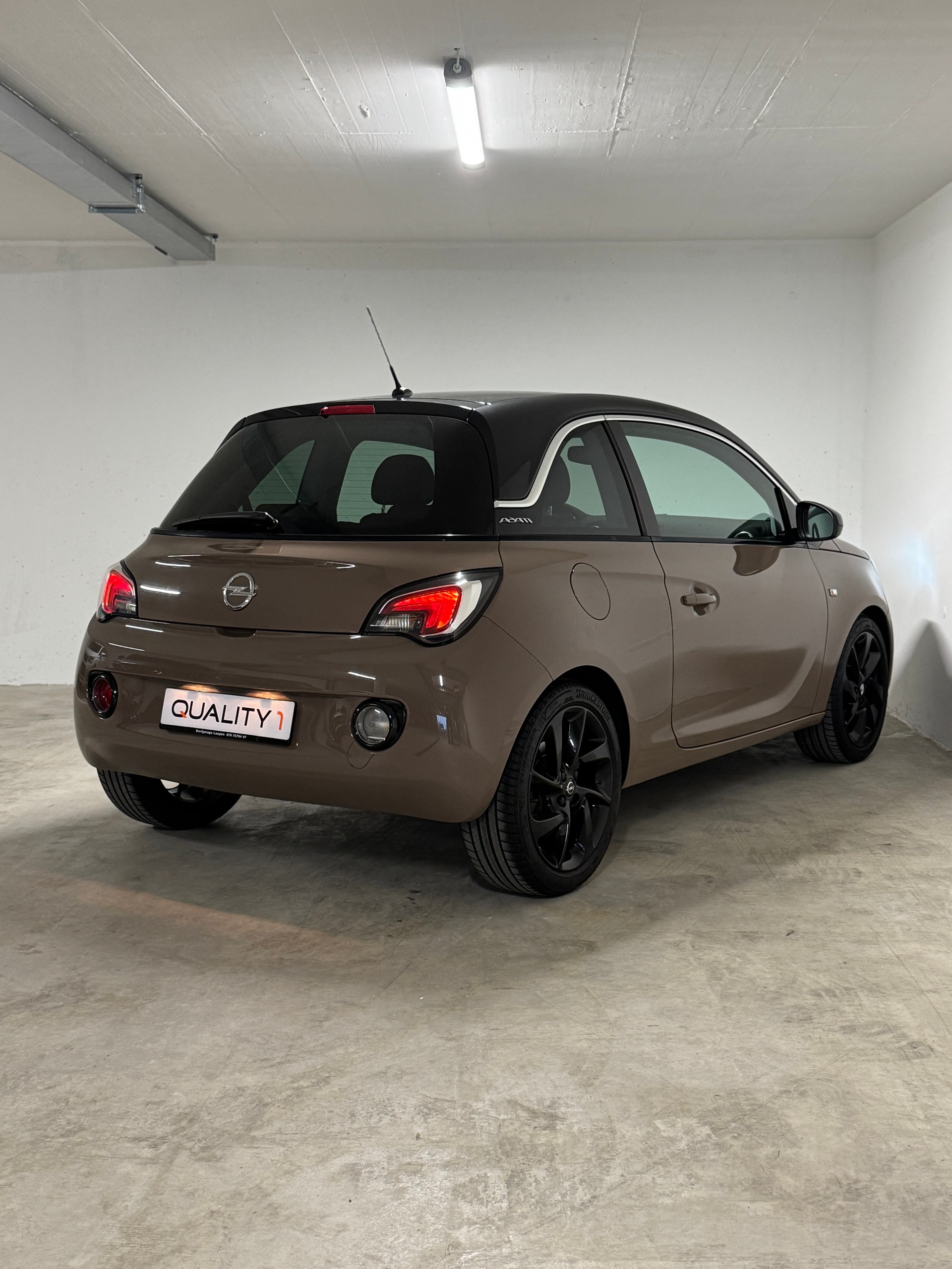 OPEL Adam 1.0 ecoFLEX Turbo SLAM *Chocolate Brown*-image-3