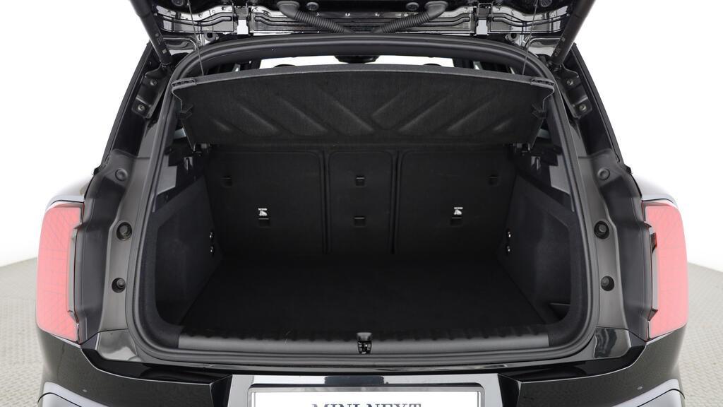 MINI John Cooper Works Countryman ALL4-image-19