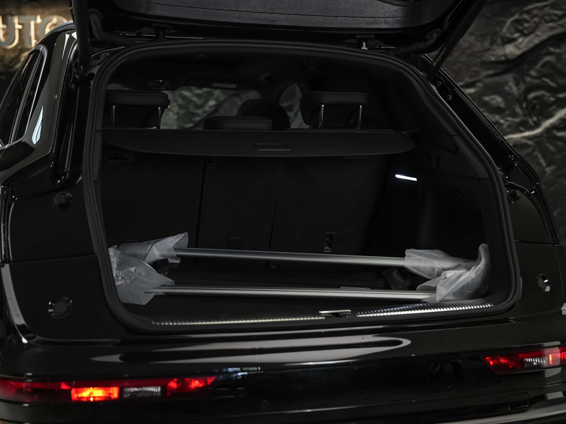 AUDI SQ5 TDI quattro tiptronic *Sitzbelüftung*Panorama*Leder*-image-40