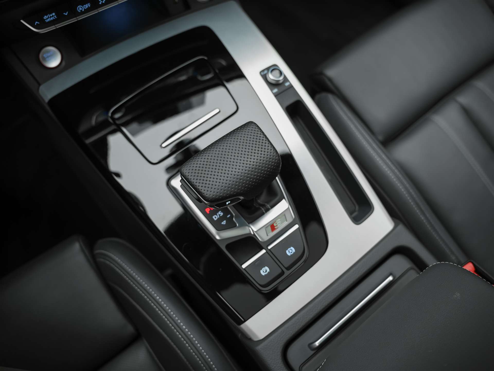 AUDI SQ5 TDI quattro tiptronic *Sitzbelüftung*Panorama*Leder*-image-24