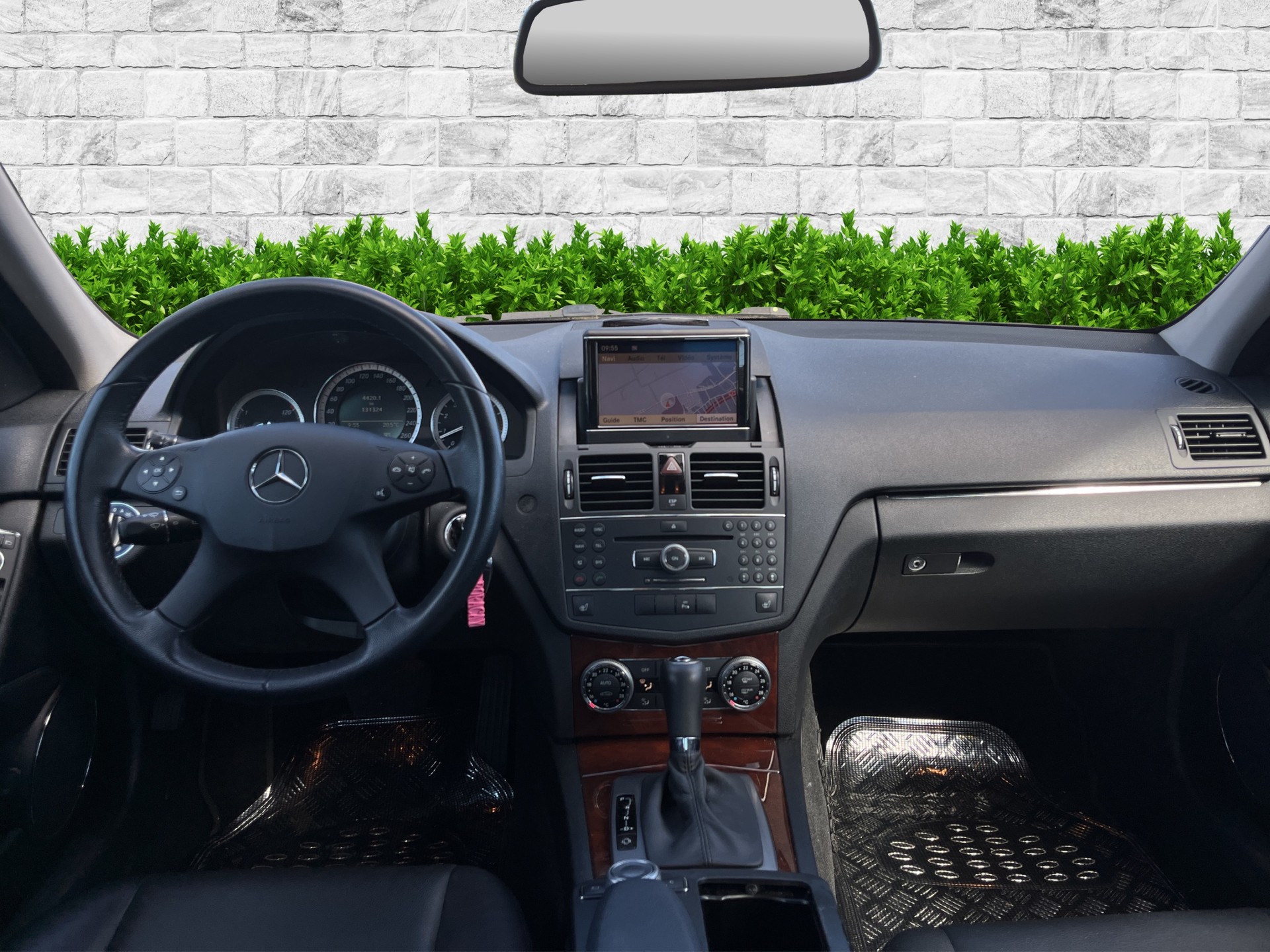 MERCEDES-BENZ C 300 (280) Elégance 4Matic 7G-Tronic-image-8