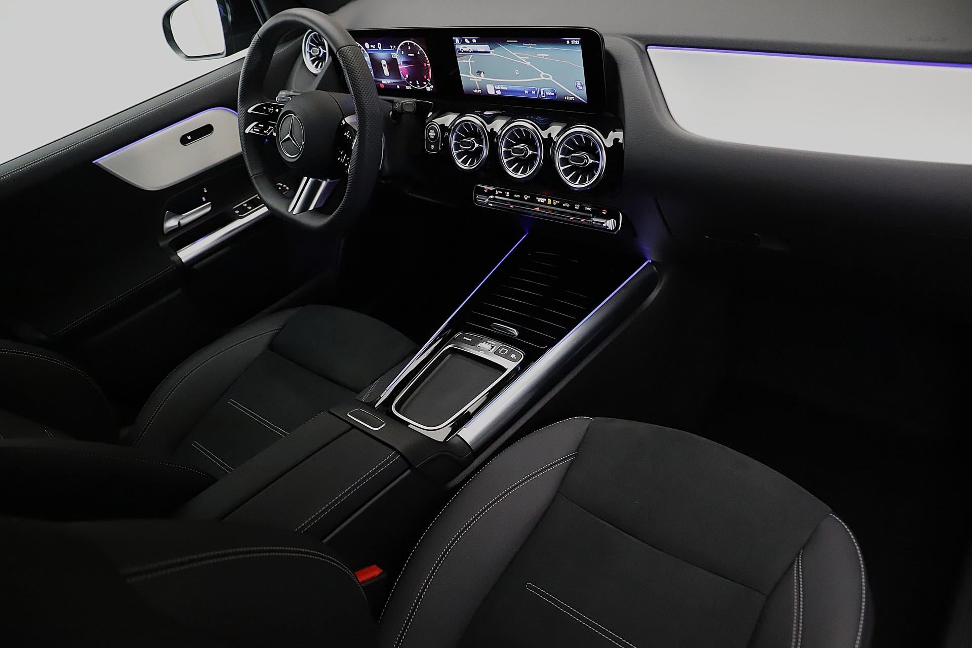 MERCEDES-BENZ GLA 200d 8G-DCT AMG Advance Plus und Night Paket-image-6