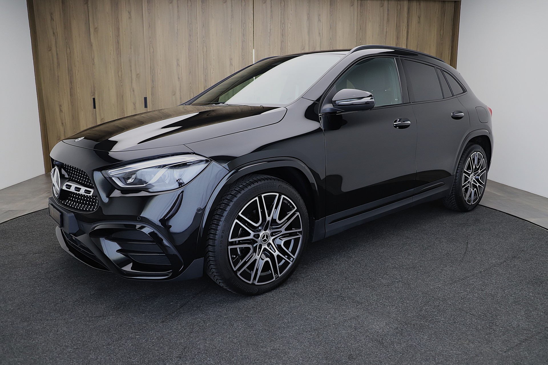 MERCEDES-BENZ GLA 200d 8G-DCT AMG Advance Plus und Night Paket