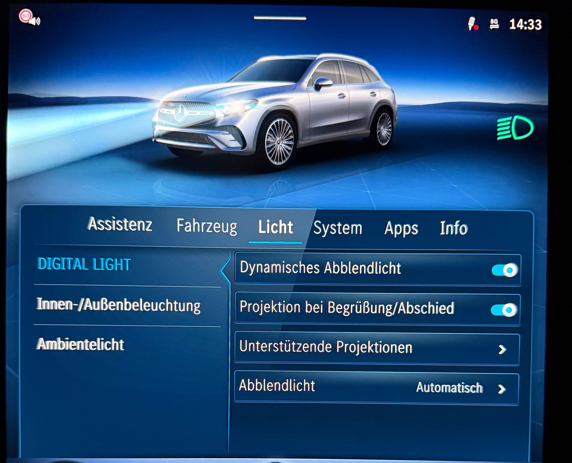 MERCEDES-BENZ GLC 220 d AMG Line 4Matic 9G-Tronic-image-15
