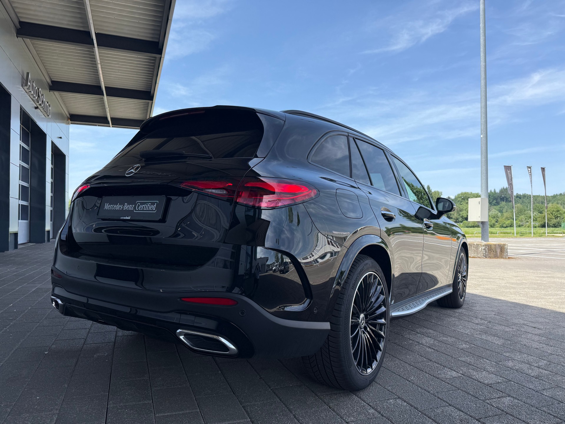 MERCEDES-BENZ GLC 220 d AMG Line 4Matic 9G-Tronic-image-1