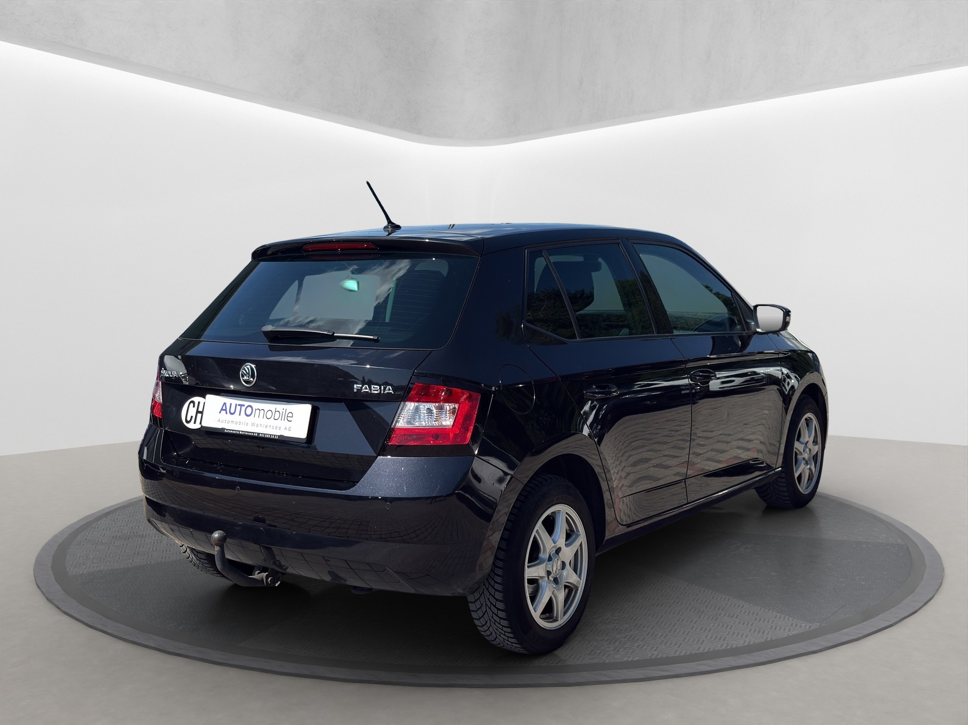 SKODA Fabia 1.0 TSI Ambition-image-4