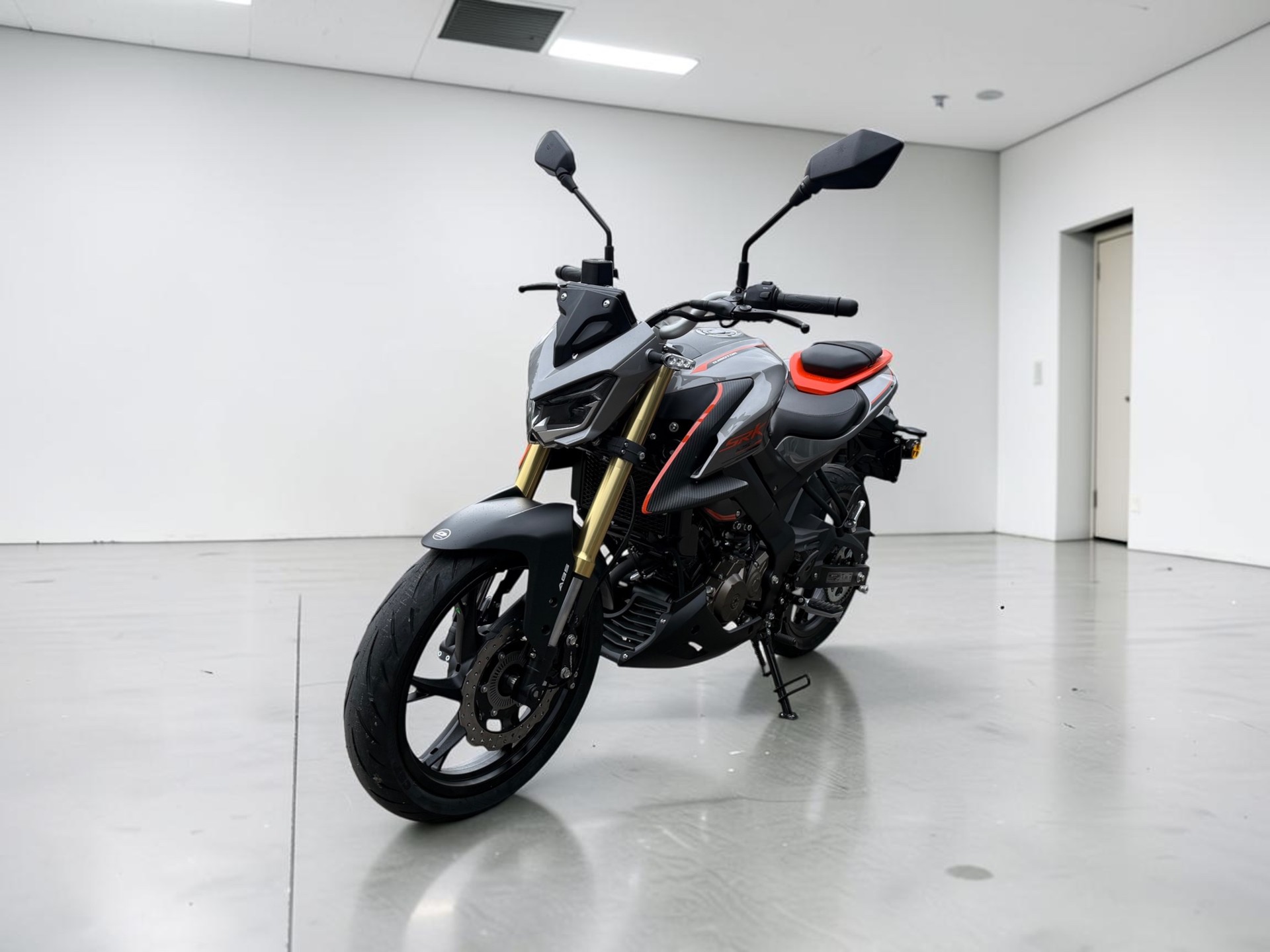 QJ SRK 125 S-image-3