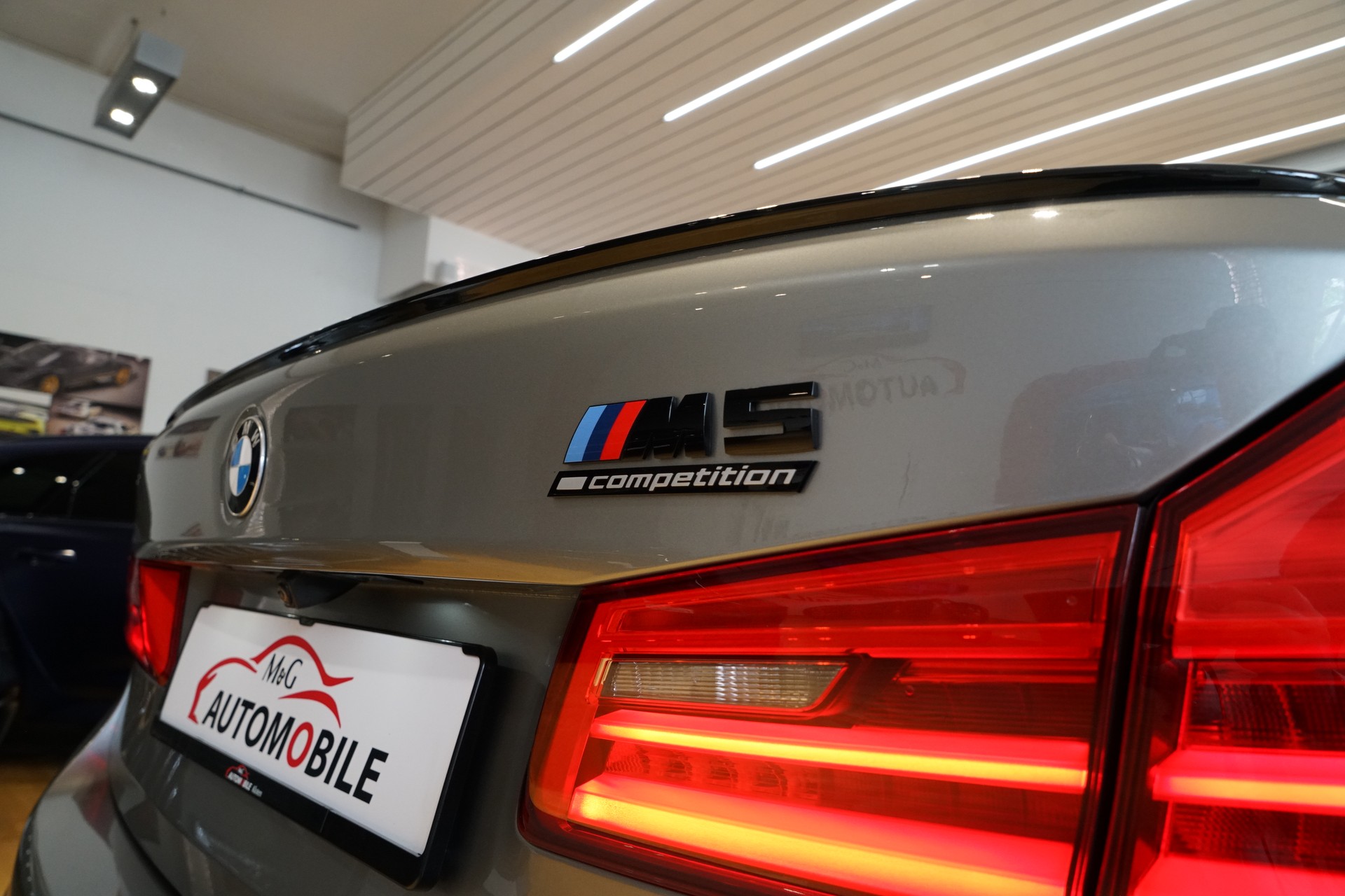 BMW M5 xDrive Competition Drivelogic "Grail Exhaust"-image-7