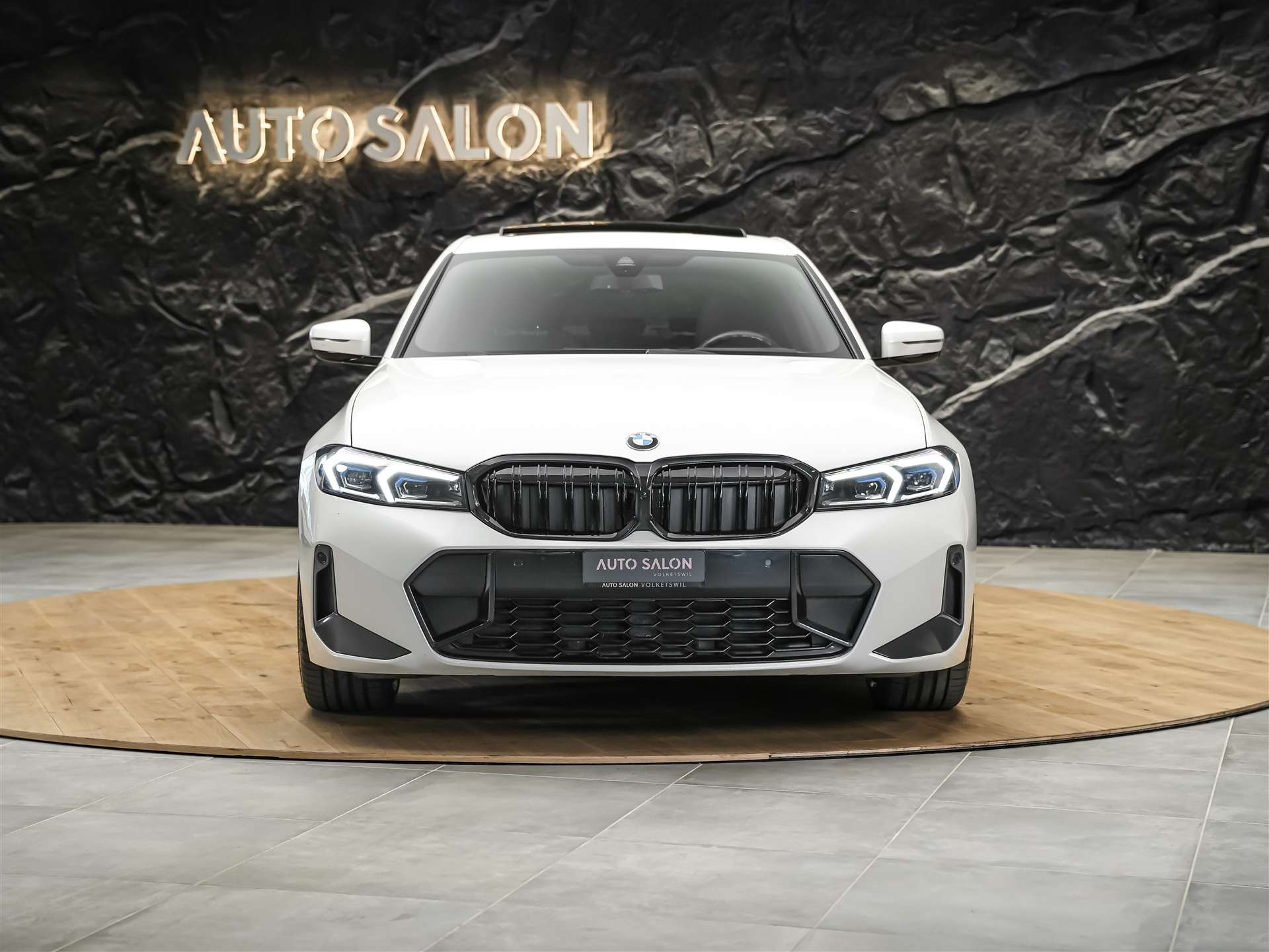 BMW 330i xDrive Steptronic M Sport *20 Zoll*Panorama*Head-Up*-image-6