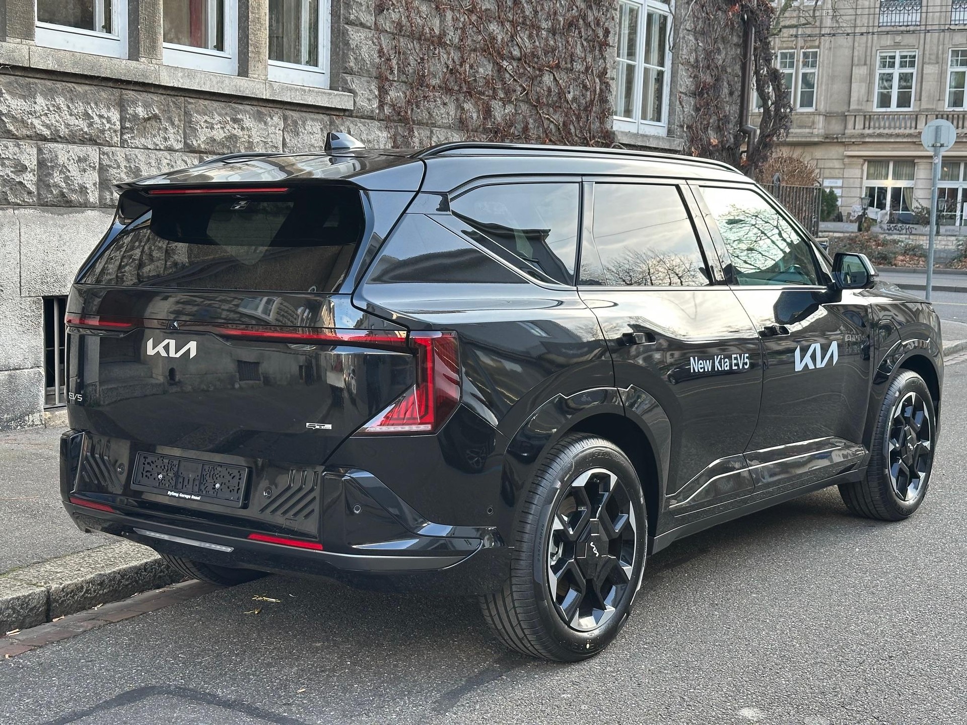 KIA EV5 81 kWh GT-Line-image-3