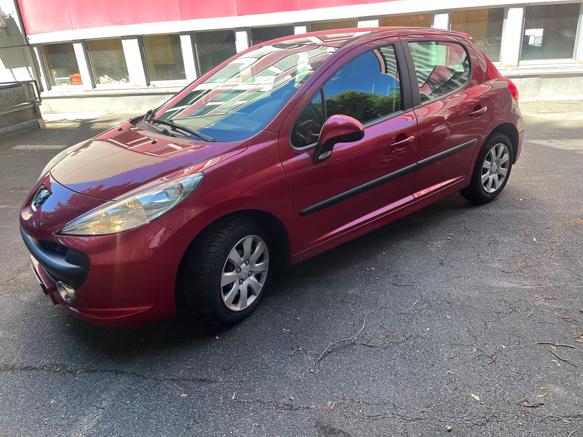 PEUGEOT 207 1.6 16V Sport-image-1