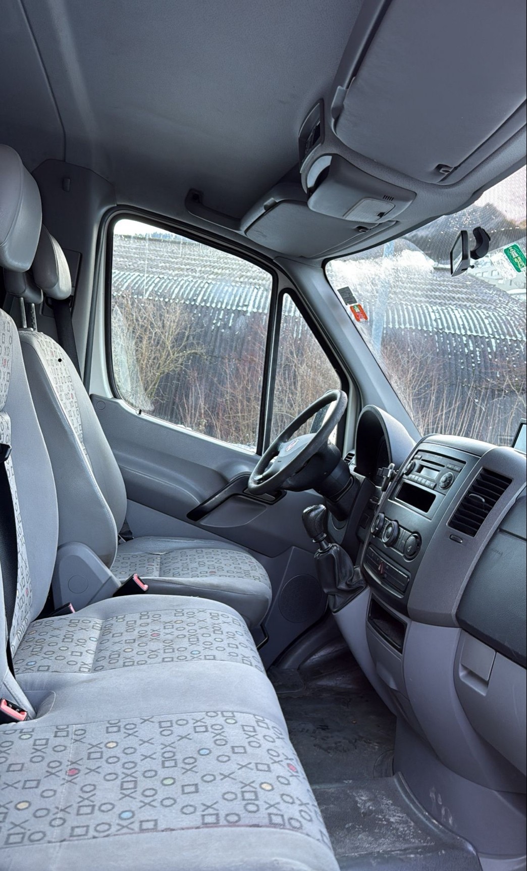 VW Crafter 35 2.5 TDI 109 PS-image-9