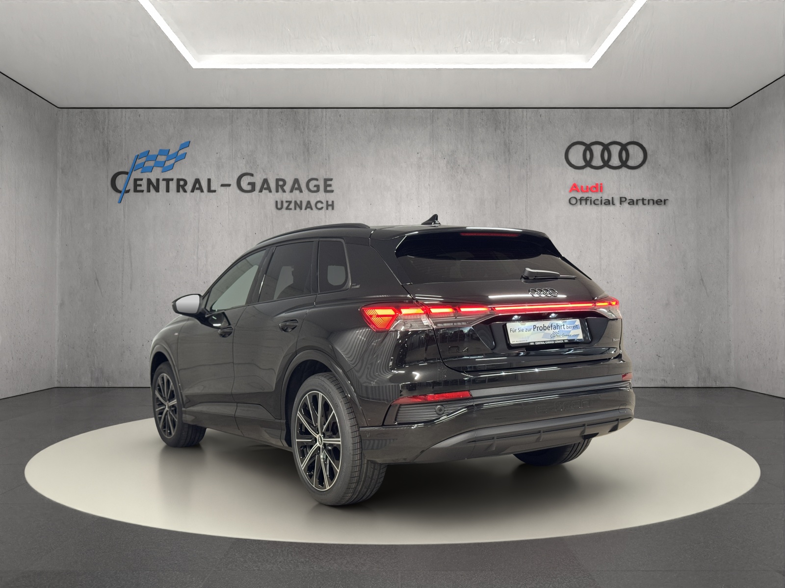 AUDI Q4 e-tron 45 Edition Swiss Ski quattro-image-2