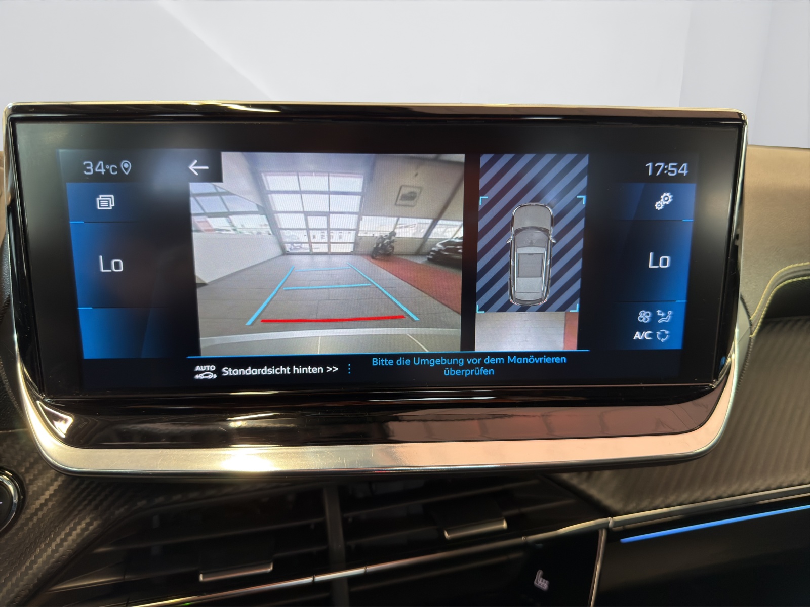 PEUGEOT 2008 1.2 PureTech GT Line-image-22