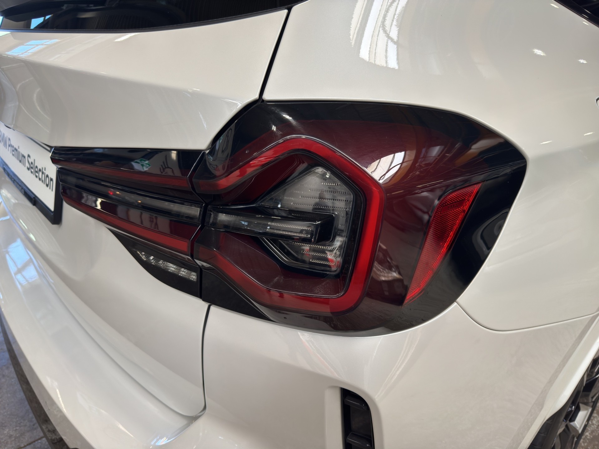 BMW iX3 Impressive-image-7