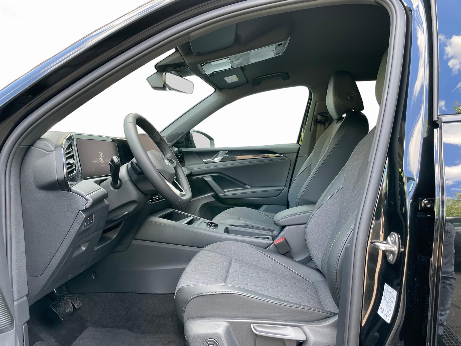 VW Tiguan UNITED 1.5 eTSI 150PS DSG-image-3