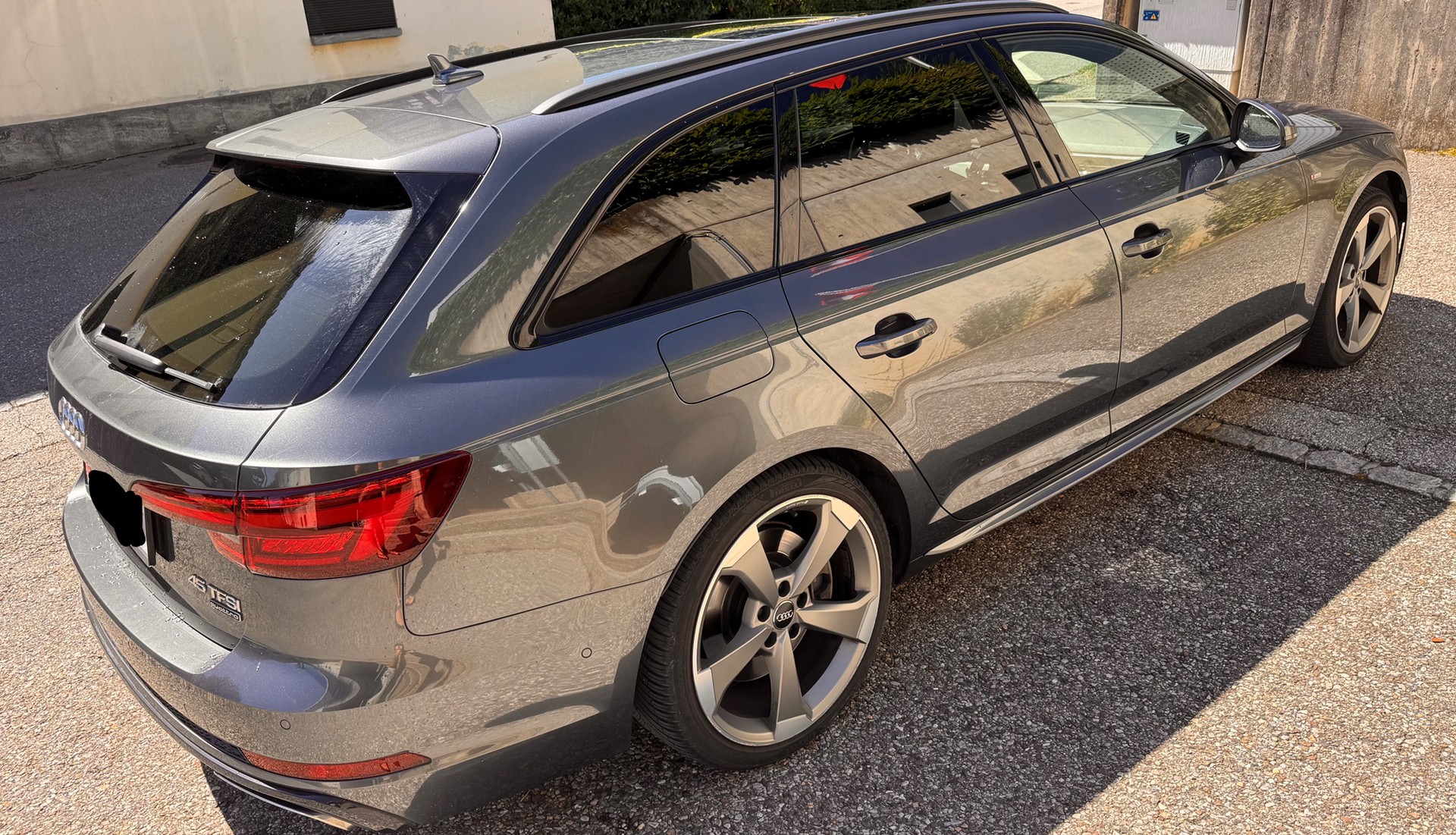 AUDI 2.0 45 TFSI Sport quattro S-Tronic-image-2