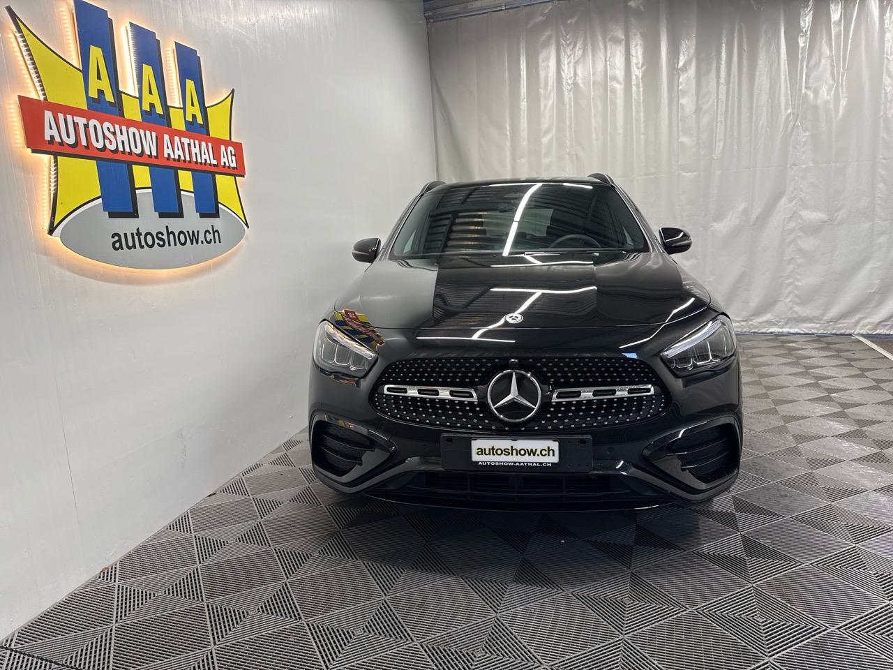 MERCEDES-BENZ GLA 250 e 8G-DCT AMG Line-image-10