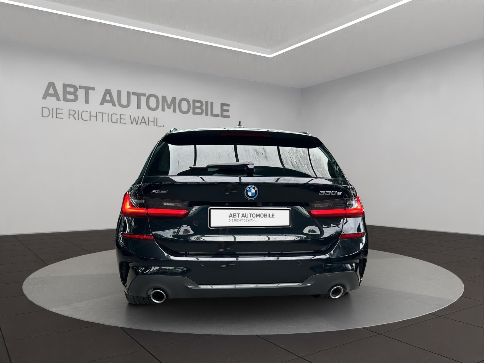 BMW 330e xDrive SAG Touring-image-4