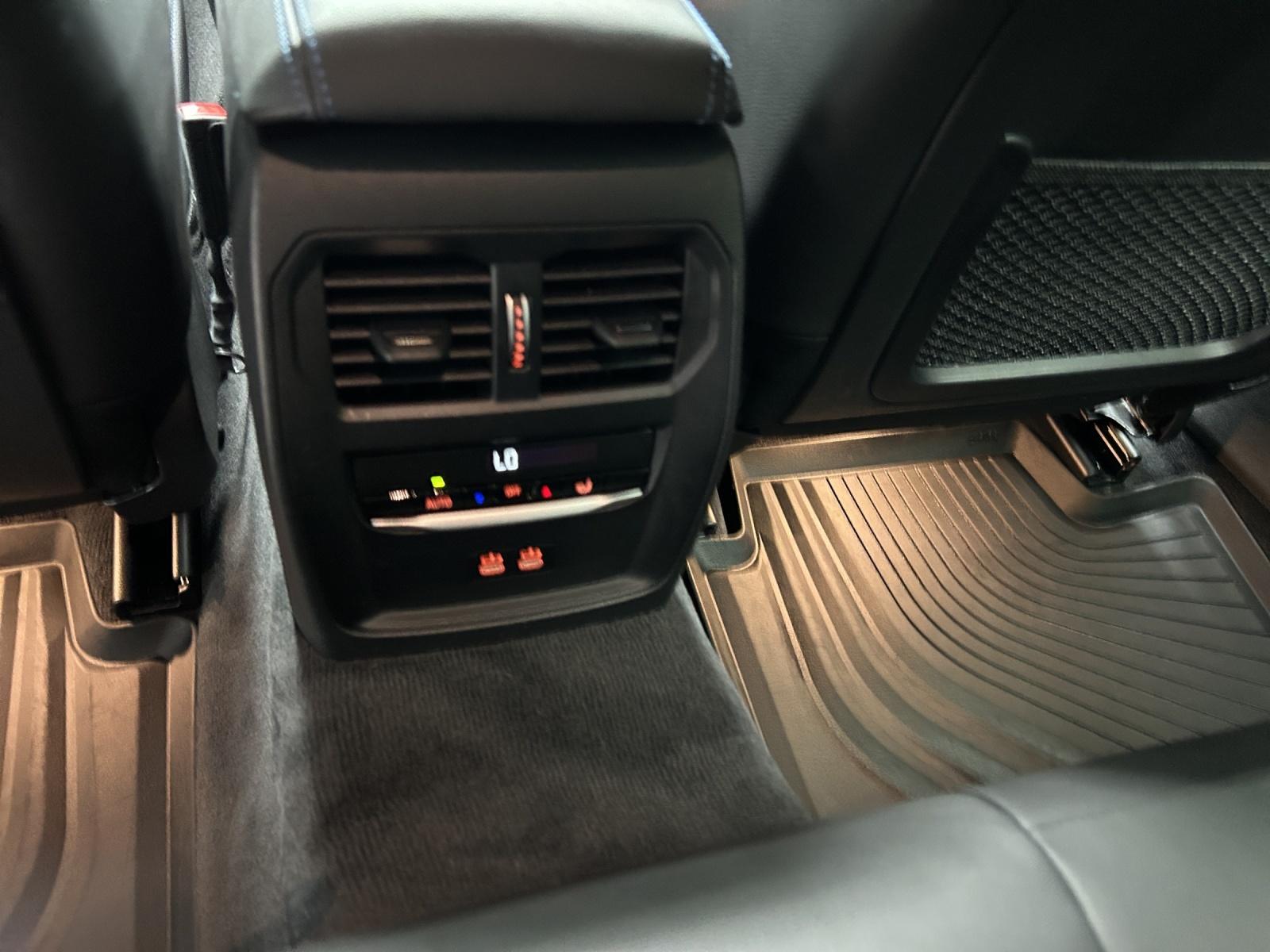 BMW 330e xDrive SAG Touring-image-20