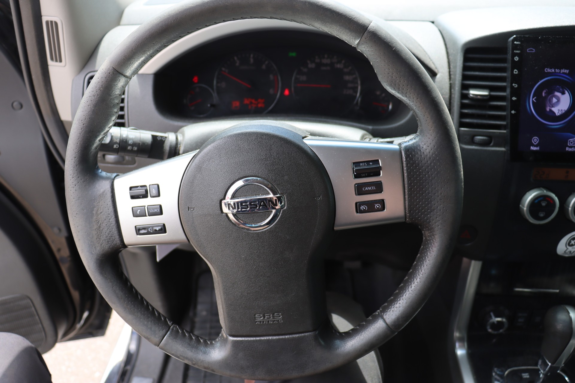 NISSAN Pathfinder 3.0 dCi LE Automatic-image-13