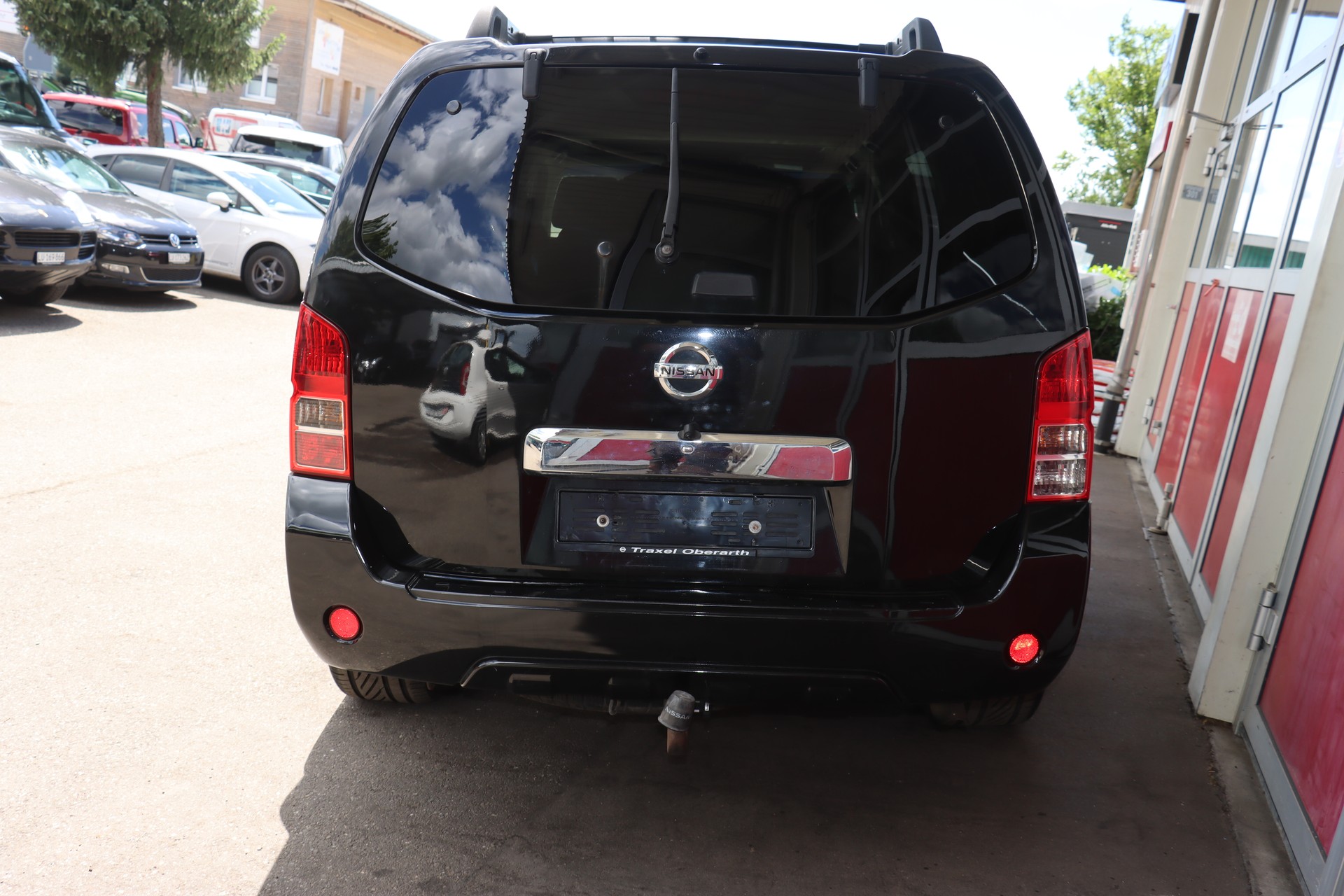NISSAN Pathfinder 3.0 dCi LE Automatic-image-7