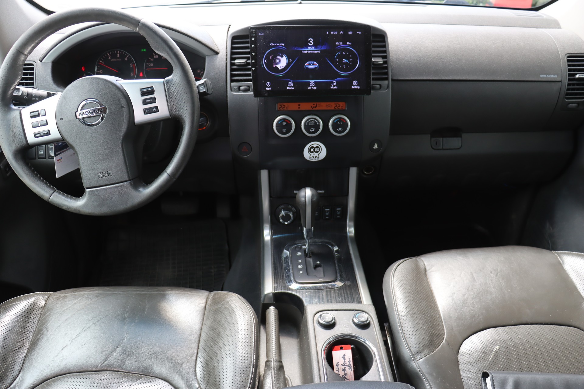 NISSAN Pathfinder 3.0 dCi LE Automatic-image-10