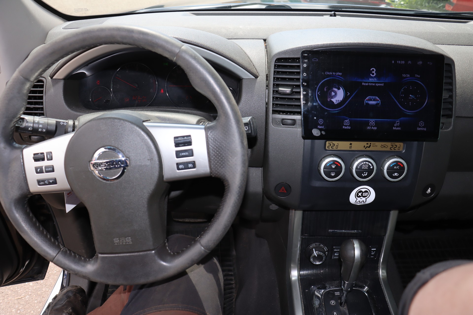NISSAN Pathfinder 3.0 dCi LE Automatic-image-12