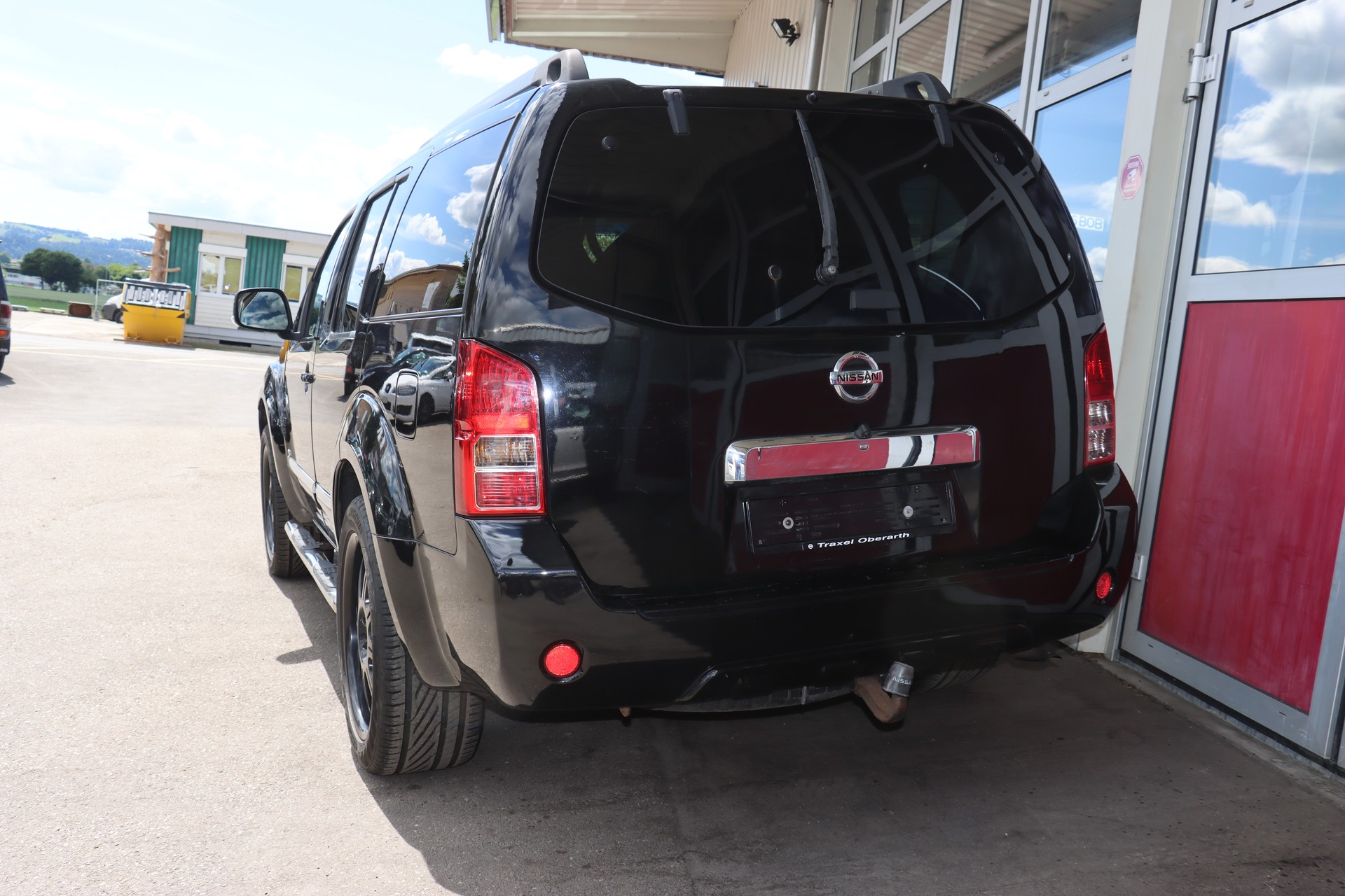 NISSAN Pathfinder 3.0 dCi LE Automatic-image-6