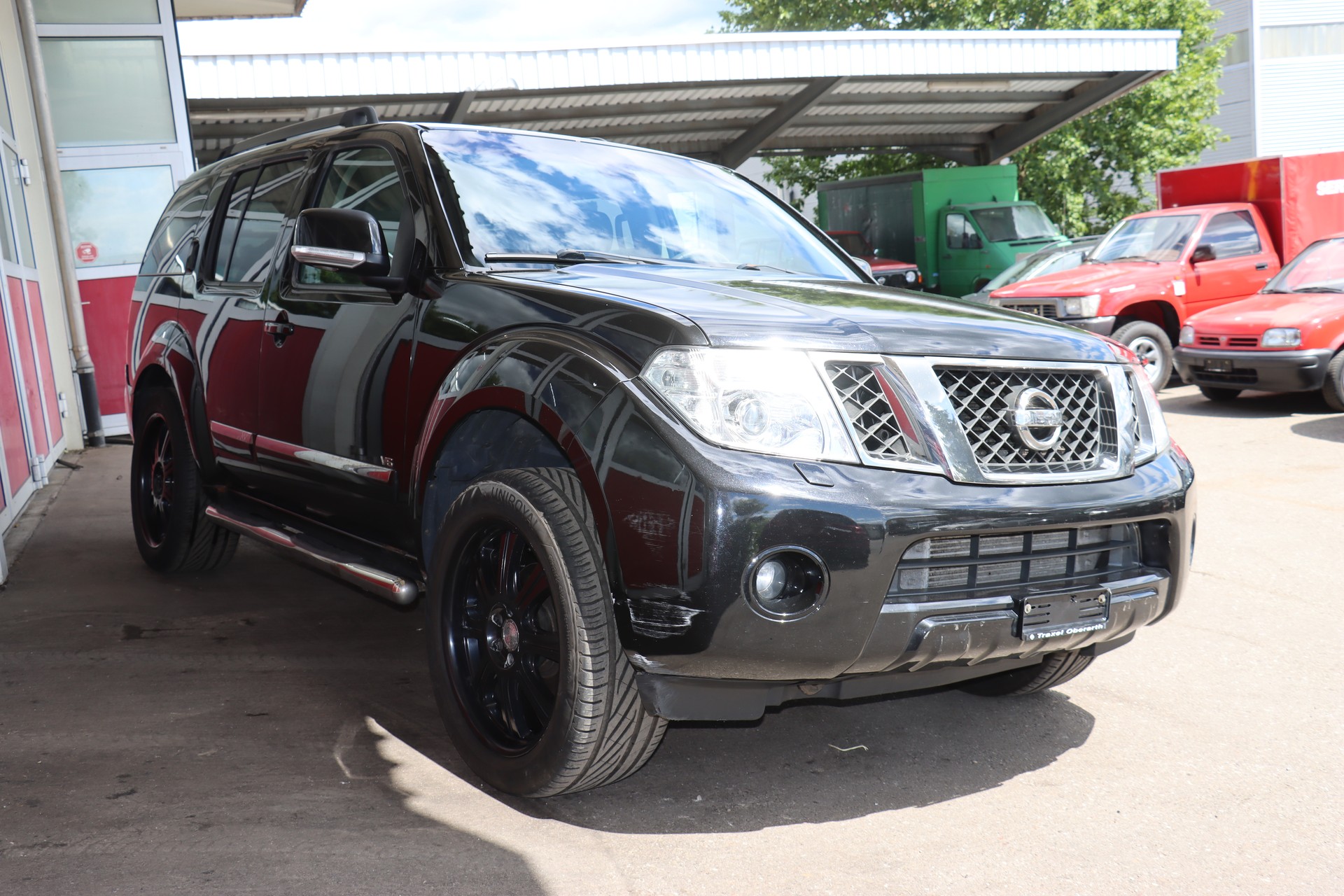 NISSAN Pathfinder 3.0 dCi LE Automatic-image-3