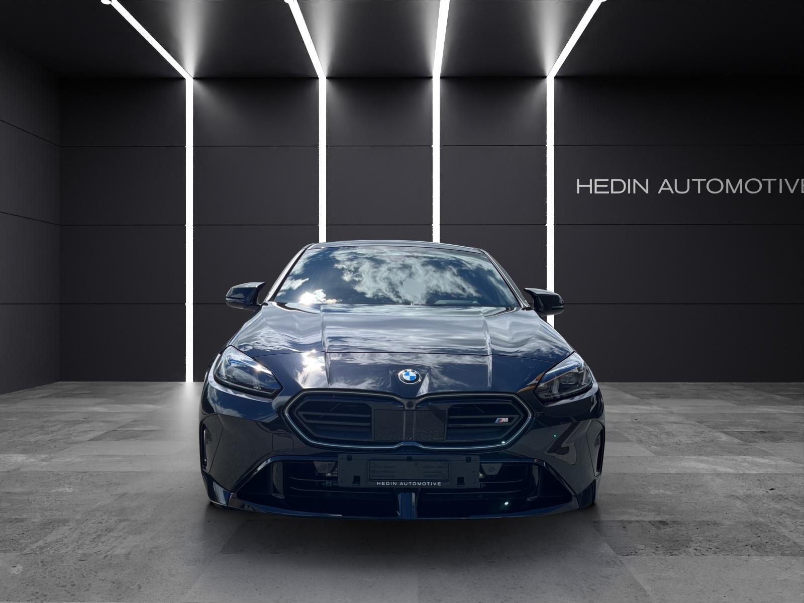 BMW M135i xDrive-image-6