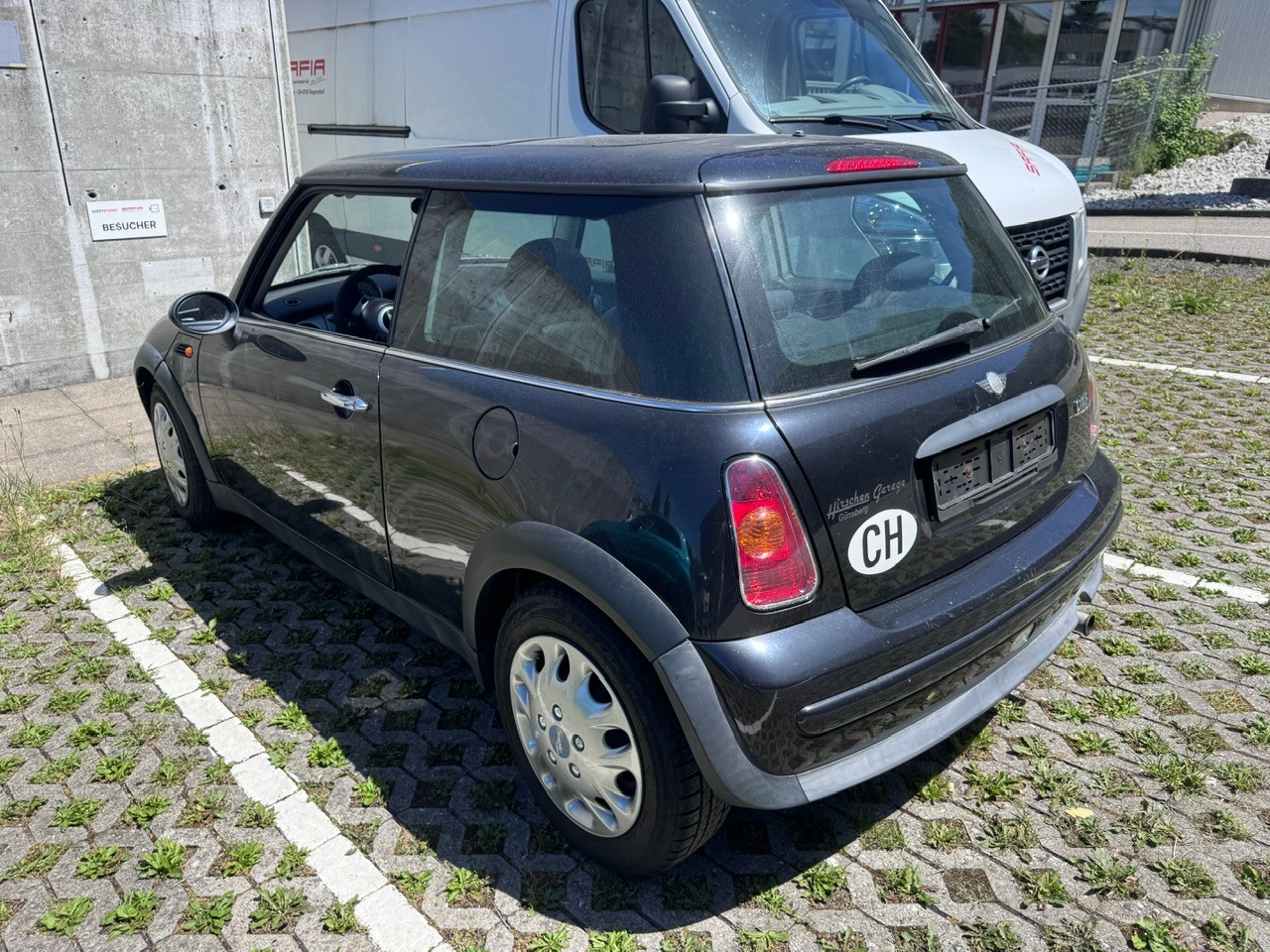 MINI One-image-3