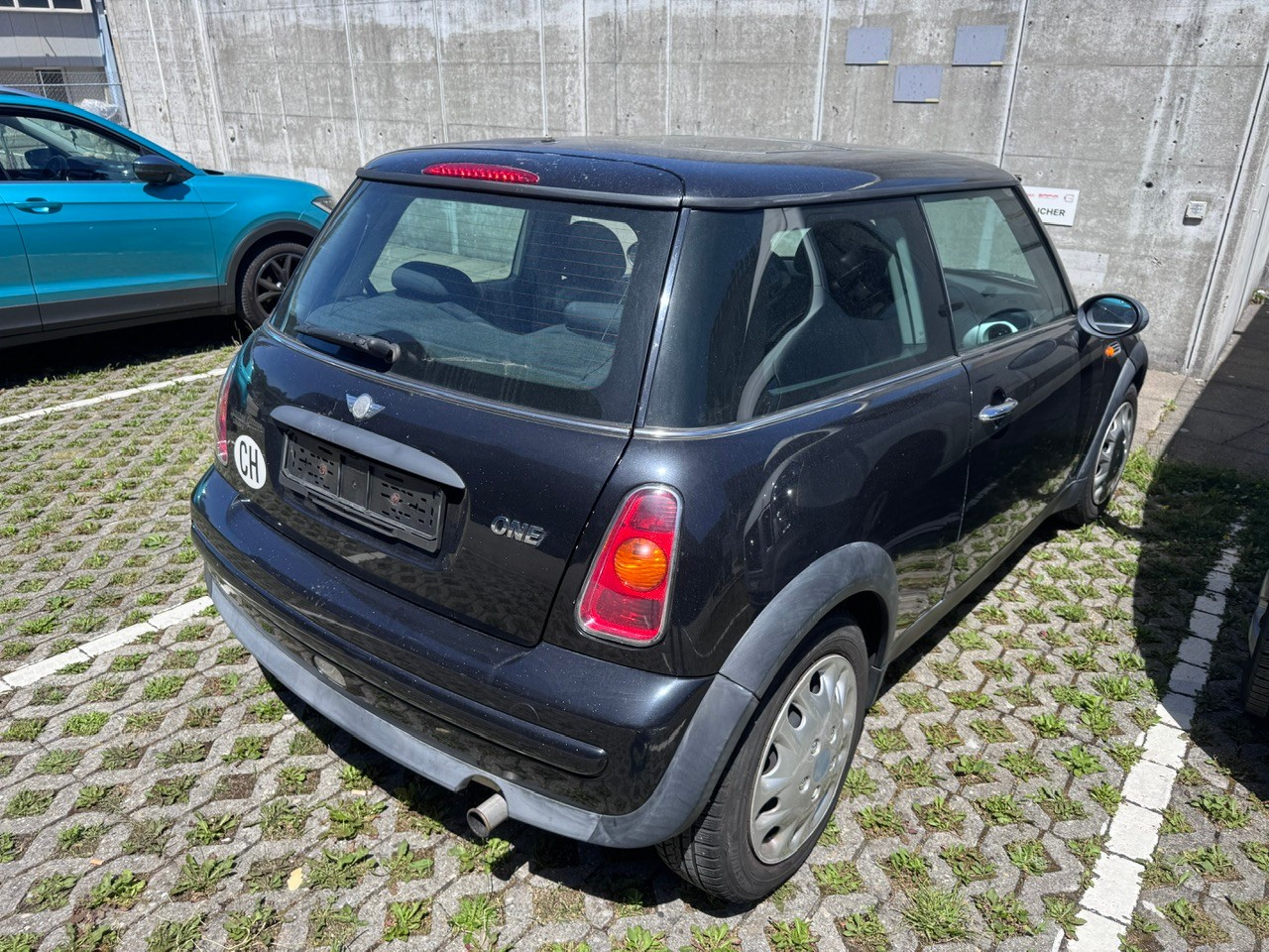 MINI One-image-4