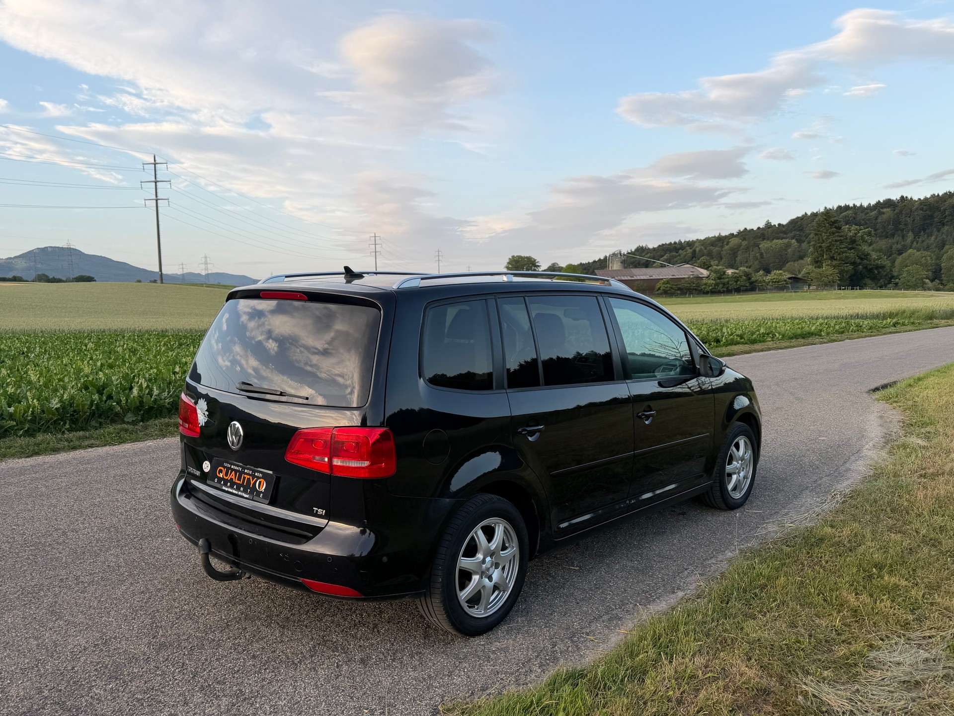 VW Touran 1.4 TSI Trendline-image-4
