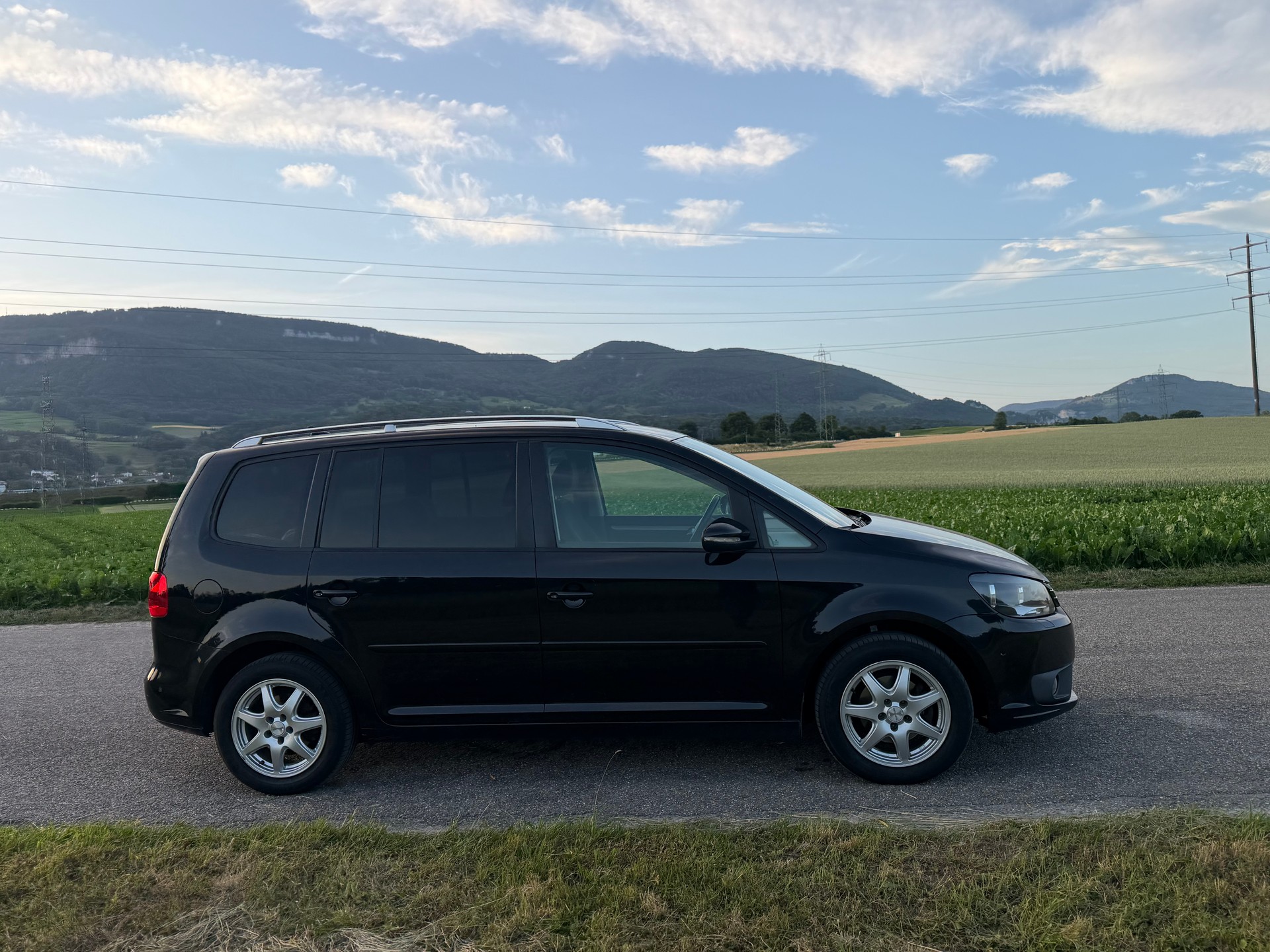 VW Touran 1.4 TSI Trendline-image-5