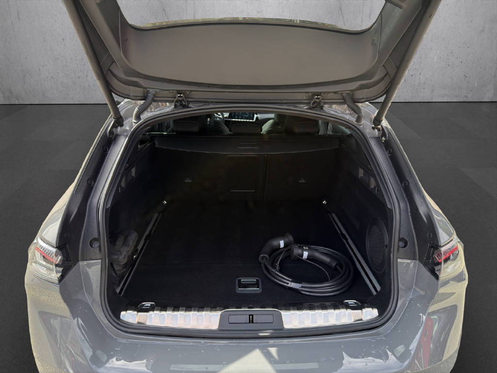 PEUGEOT 508 SW 1.6 Plug-in Hybrid GT-image-15