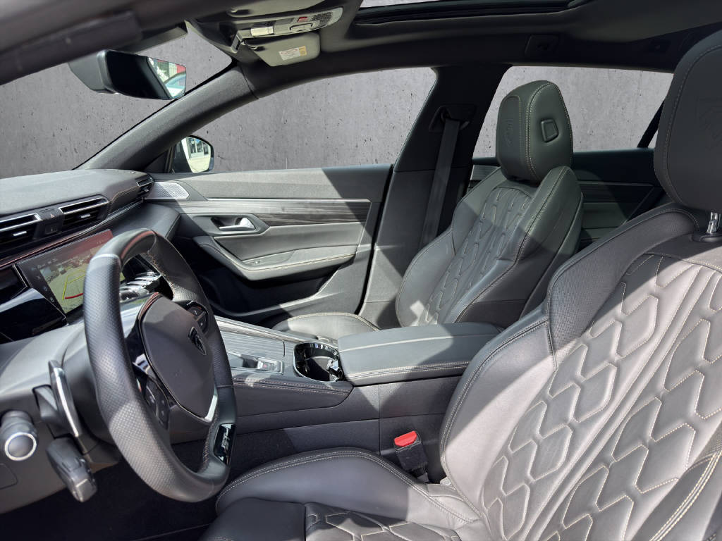 PEUGEOT 508 SW 1.6 Plug-in Hybrid GT-image-8