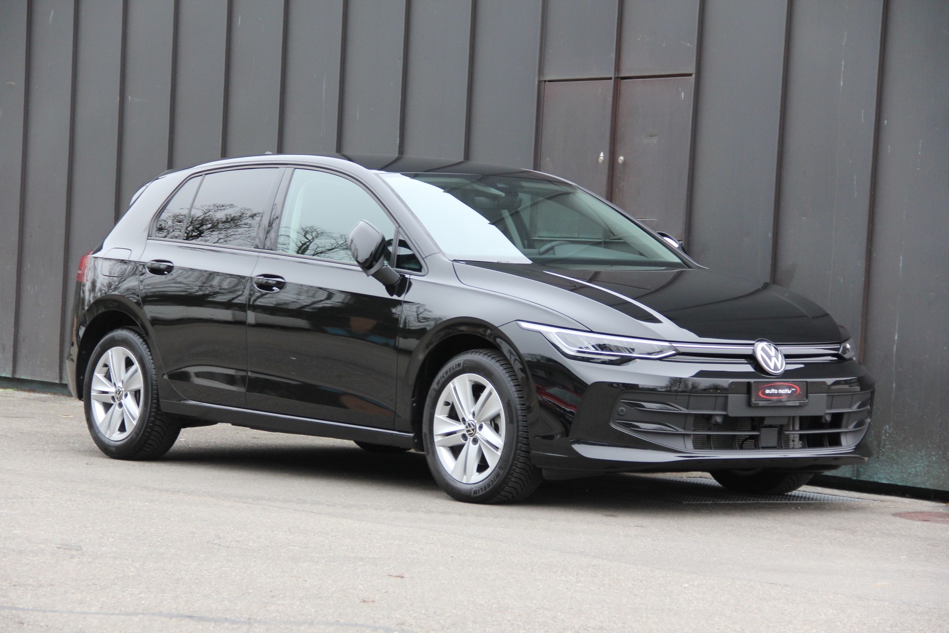 VW Golf 2.0 TDI Life DSG **FACELIFT**-image-8