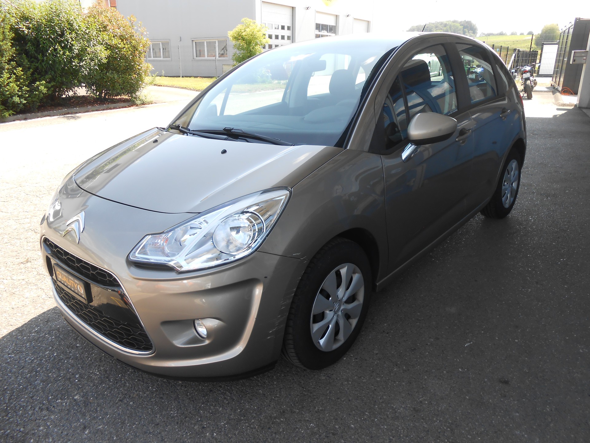 CITROEN C3 1.4i Attraction-image-1