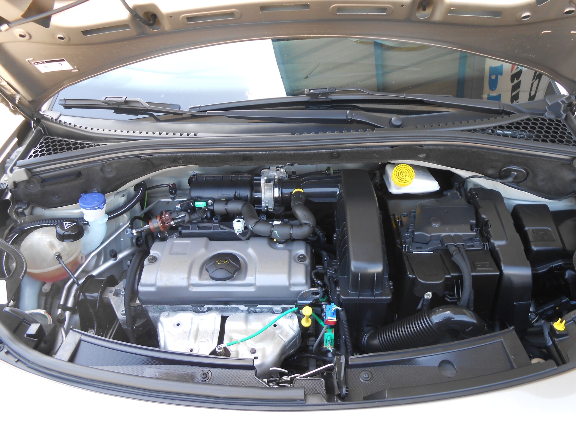 CITROEN C3 1.4i Attraction-image-13