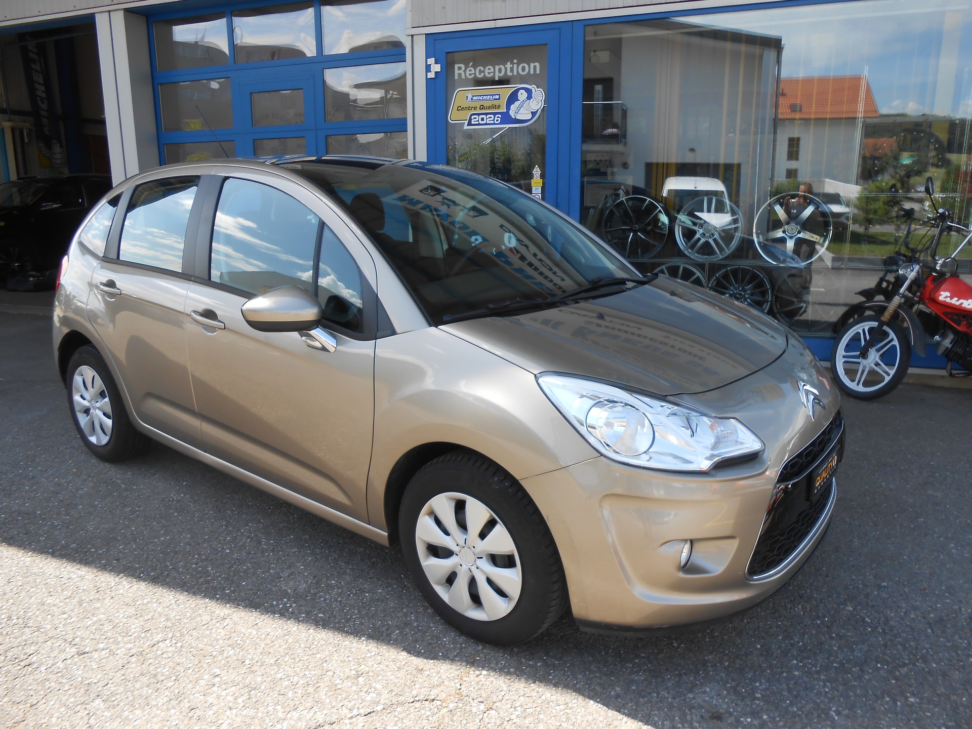 CITROEN C3 1.4i Attraction-image-0