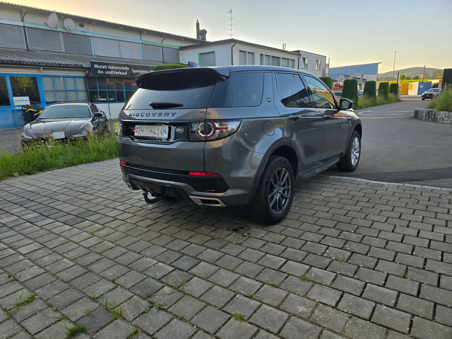 LAND ROVER Discovery Sport 2.0 SD4 HSE Luxury AT9-image-3