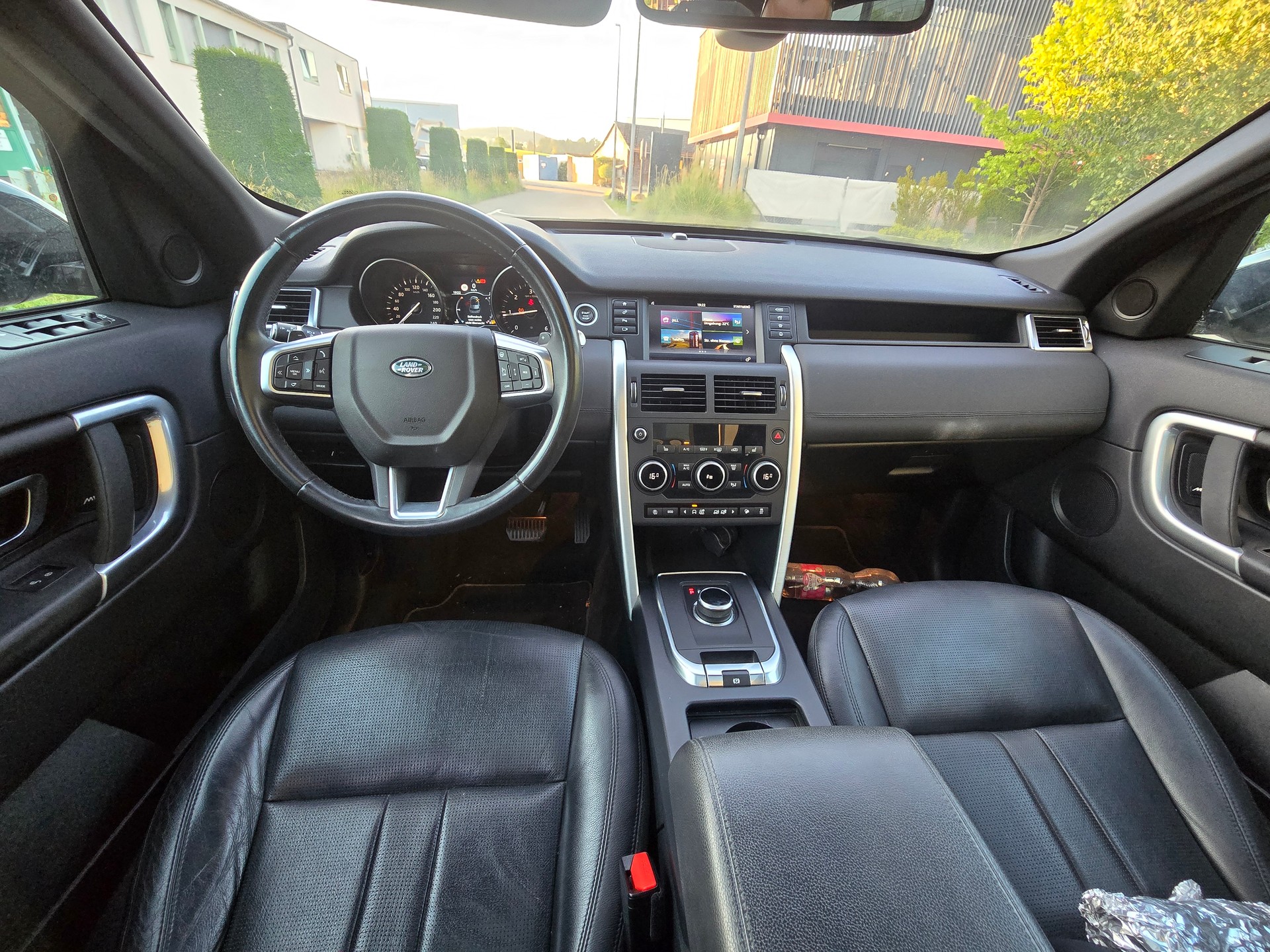 LAND ROVER Discovery Sport 2.0 SD4 HSE Luxury AT9-image-10