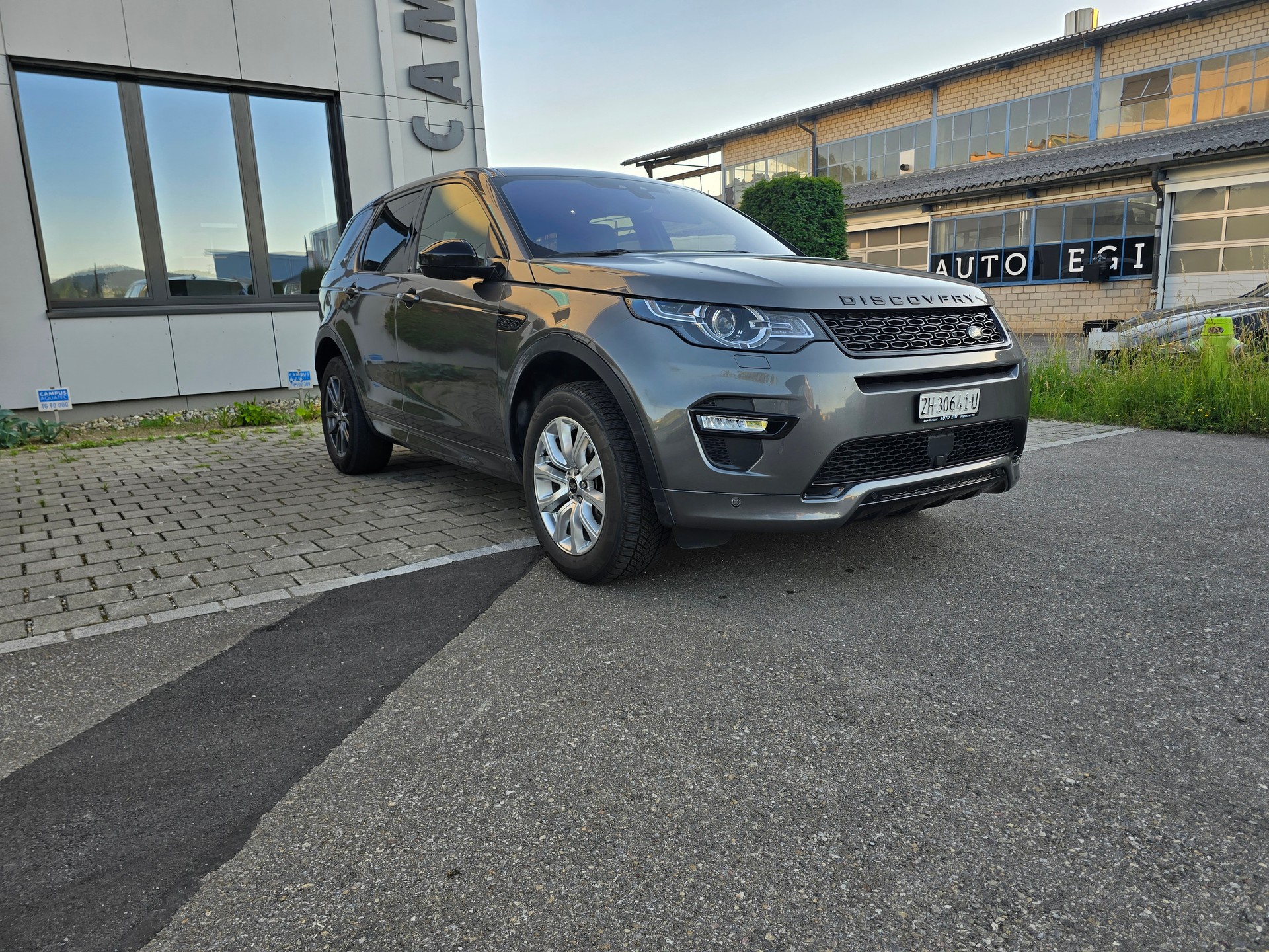 LAND ROVER Discovery Sport 2.0 SD4 HSE Luxury AT9-image-2
