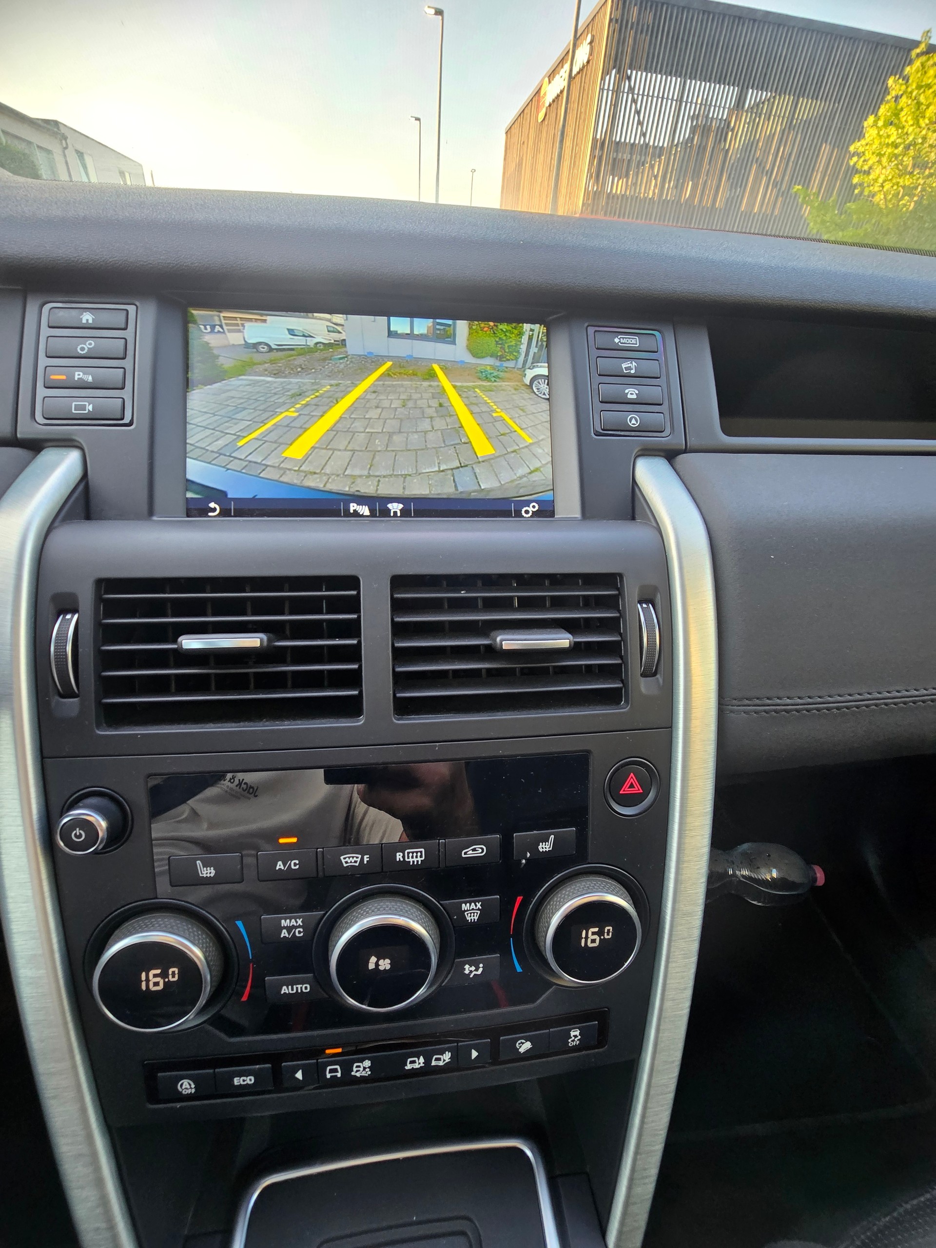 LAND ROVER Discovery Sport 2.0 SD4 HSE Luxury AT9-image-12