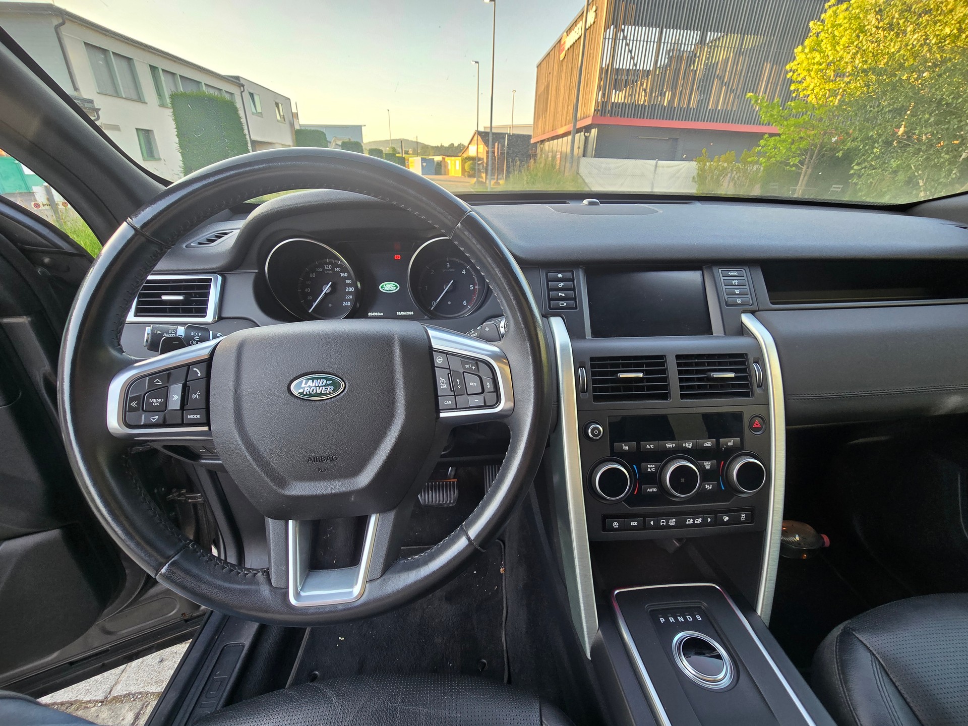 LAND ROVER Discovery Sport 2.0 SD4 HSE Luxury AT9-image-11